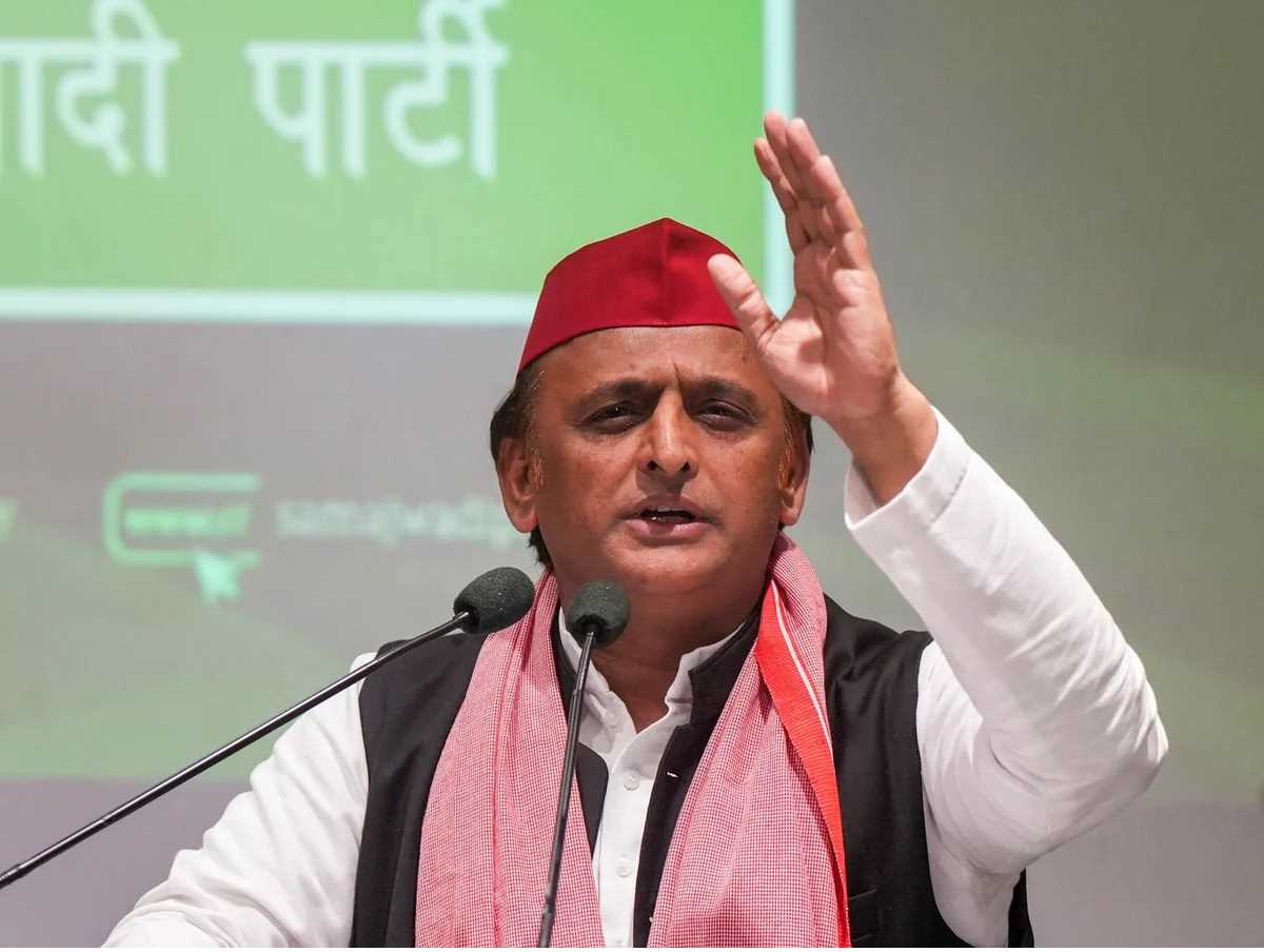 सरकार जिस दिन अपने को दोषी मानकर बदलाव लाएगी, उस दिन से सकारात्मक परिवर्तन दिखाई देंगे : अखिलेश यादव सरकार जिस दिन अपने को दोषी मानकर बदलाव लाएगी, उस दिन से सकारात्मक परिवर्तन दिखाई देंगे : अखिलेश यादव